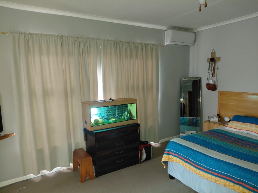 4 Bedroom Property for Sale in Manor Heights Eastern Cape